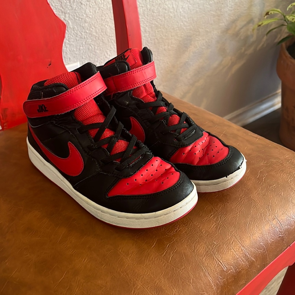 Nike  Size Y3